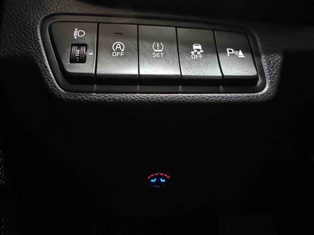 Kia Seltos 2023 image de voiture #17