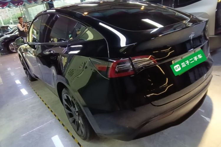 Tesla Model Y 2021 #5 Tesla Model Y 2021 car image #5