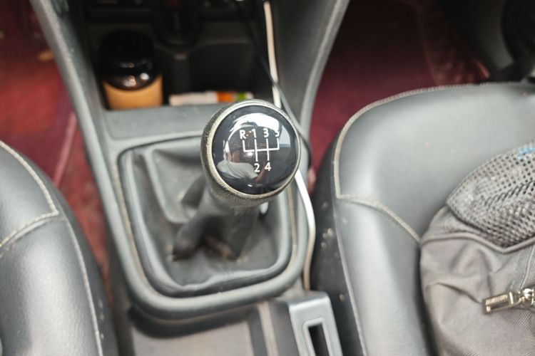 Volkswagen Santana 2017 car image #14
