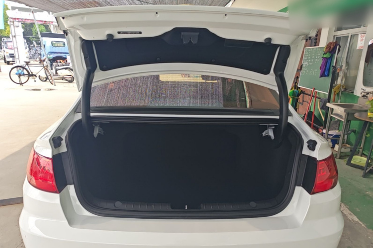 GEELY Emgrand GL 2017 car image #19