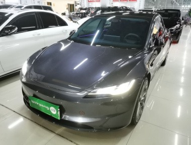 Tesla Model 3 2024 Tesla Model 3 2024 immagine di auto