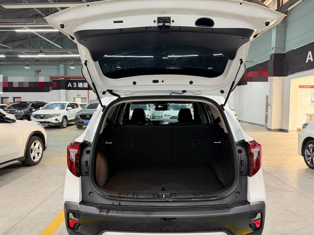 Kia Seltos 2024 #15 Kia Seltos 2024 صورة سيارة #15