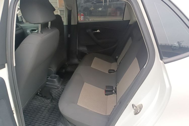 Volkswagen Polo 2018 #17 Volkswagen Polo 2018 car image #17