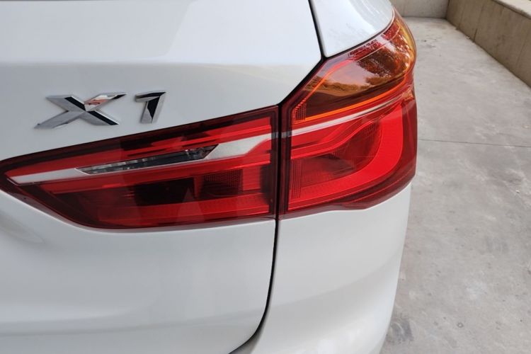 BMW X1 2018 #8 BMW X1 2018 immagine di auto #8