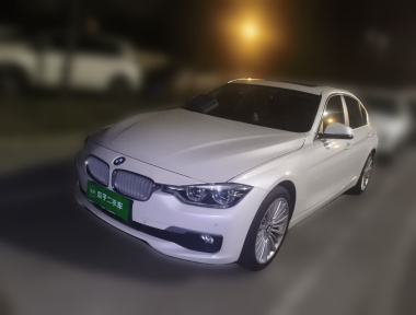 BMW 3 Series 2018 immagine di auto 