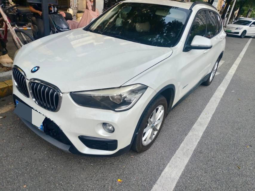 BMW X1 2017 BMW X1 2017 car image