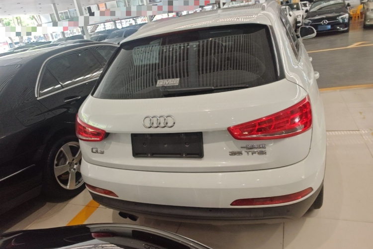 Audi Q3 2014 car image #4