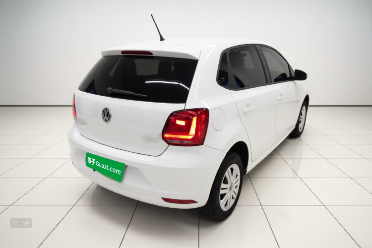 Volkswagen Polo 2016 car image #7