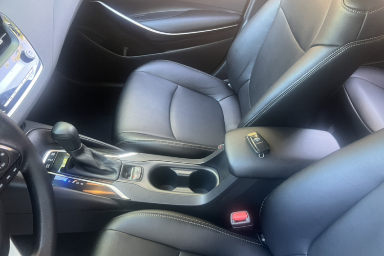 Toyota Corolla 2020 #12 Toyota Corolla 2020 car image #12