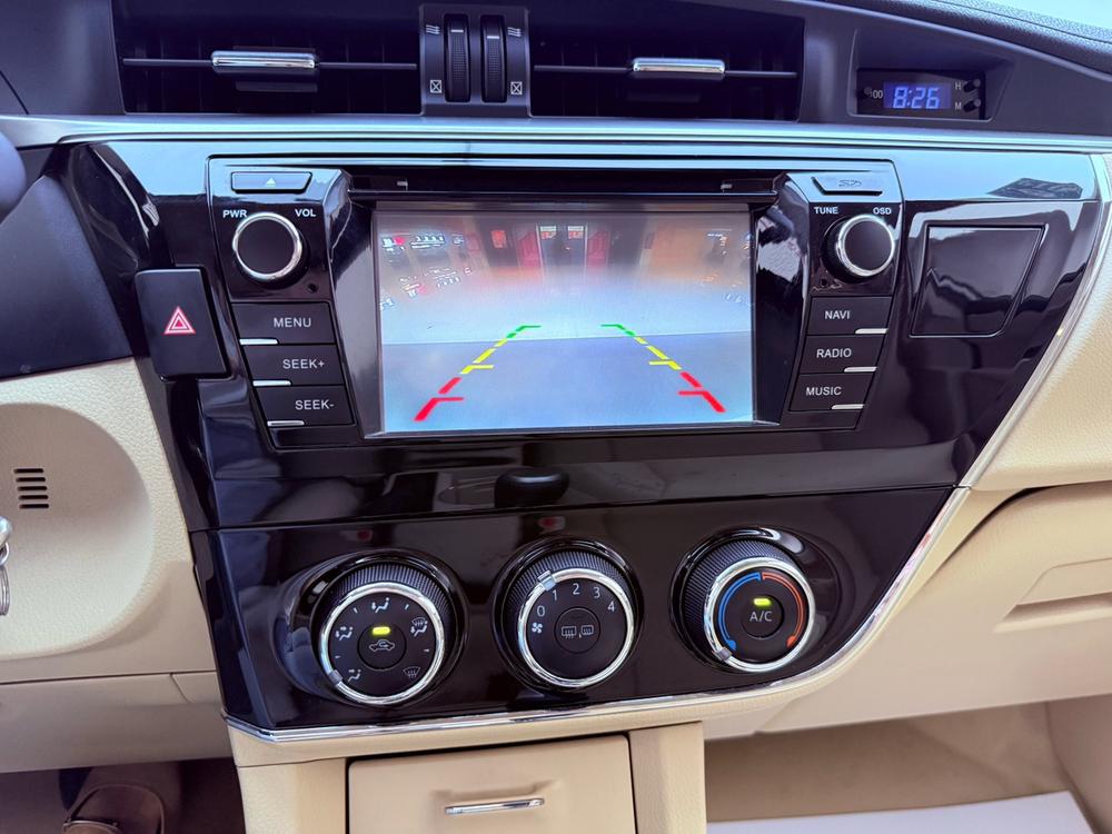 2015 car image #14