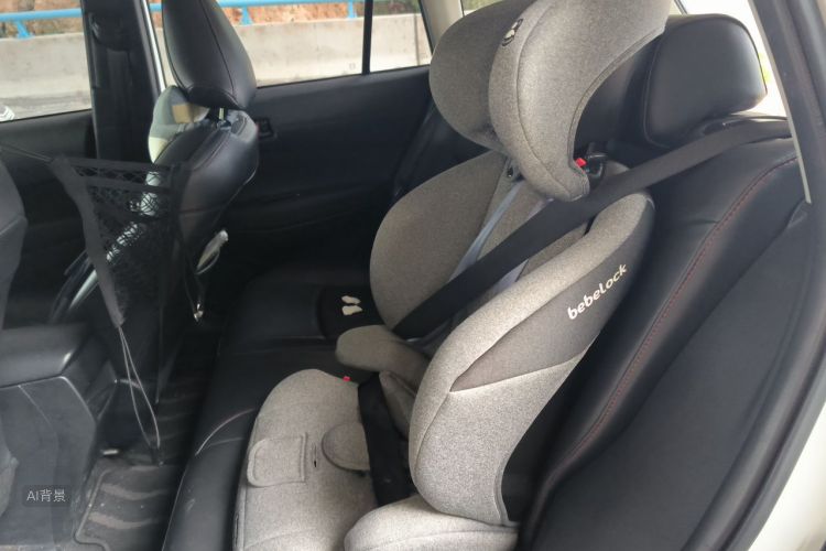 Toyota Corolla Cross 2024 immagine di auto #19