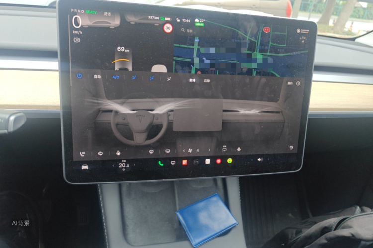 Tesla Model Y 2022 #15 Tesla Model Y 2022 car image #15
