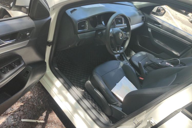 Volkswagen Lavida 2019 car image #16