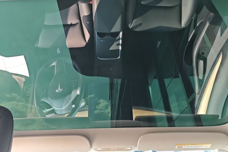 Tesla Model 3 2021 car image #18