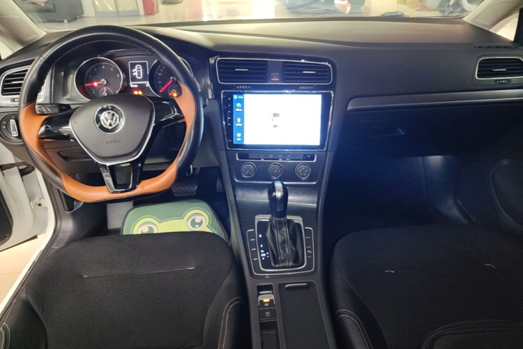 Volkswagen Golf 2017 #10 Volkswagen Golf 2017 car image #10