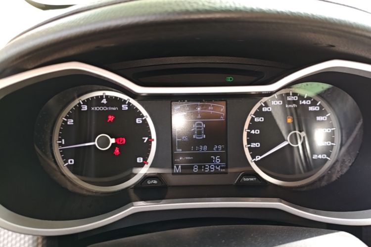 GEELY Emgrand GS 2017 car image #12