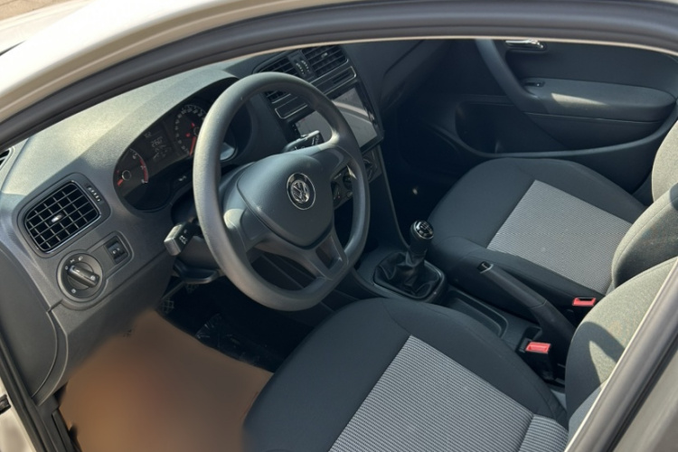 Volkswagen Polo 2019 #14 Volkswagen Polo 2019 car image #14
