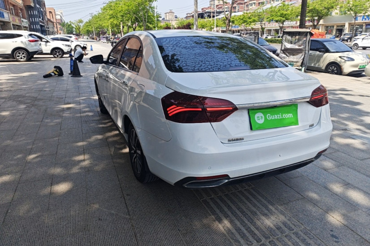 GEELY Emgrand 2020 #5 GEELY Emgrand 2020 car image #5