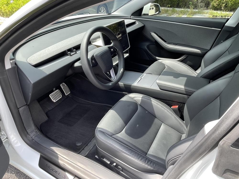 Tesla Model 3 2024 #12 Tesla Model 3 2024 car image #12