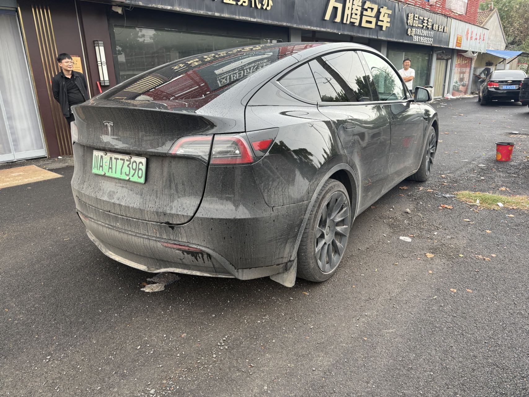 Tesla Model Y 2023 #7 Tesla Model Y 2023 car image #7