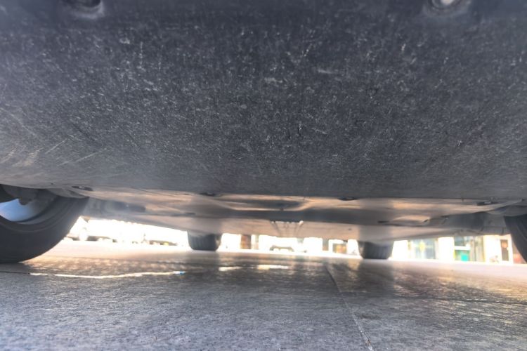 Tesla Model Y 2022 car image #27