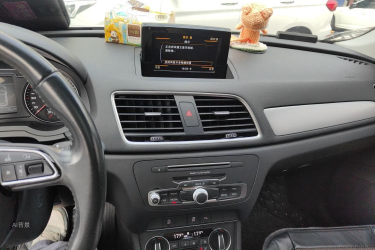 Audi Q3 2017 #15 Audi Q3 2017 car image #15