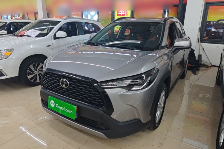 Toyota Corolla Cross 2023 car image #2