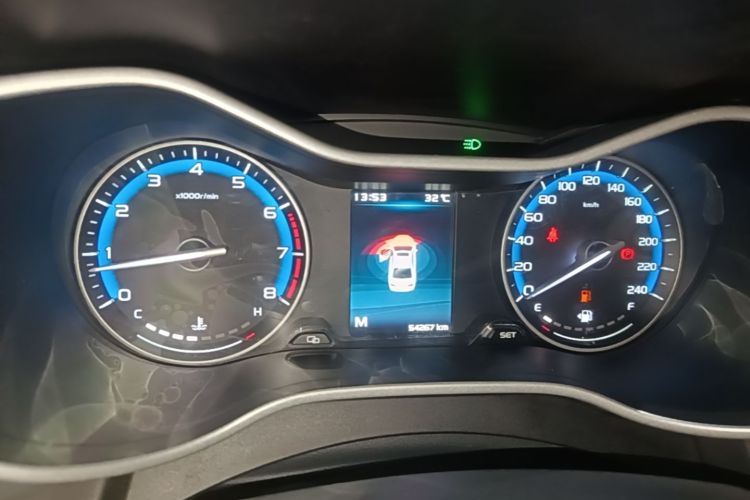 GEELY Emgrand 2019 #12 GEELY Emgrand 2019 car image #12