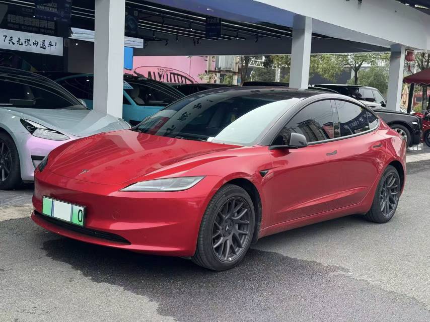 Tesla Model 3 2024 car image 