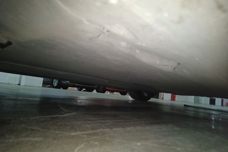 Tesla Model Y 2021 car image #26