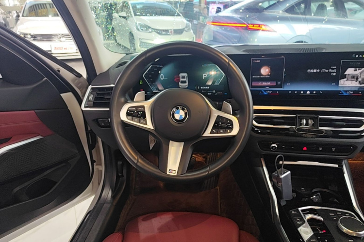 BMW 3 Series 2024 #11 BMW 3 Series 2024 car image #11