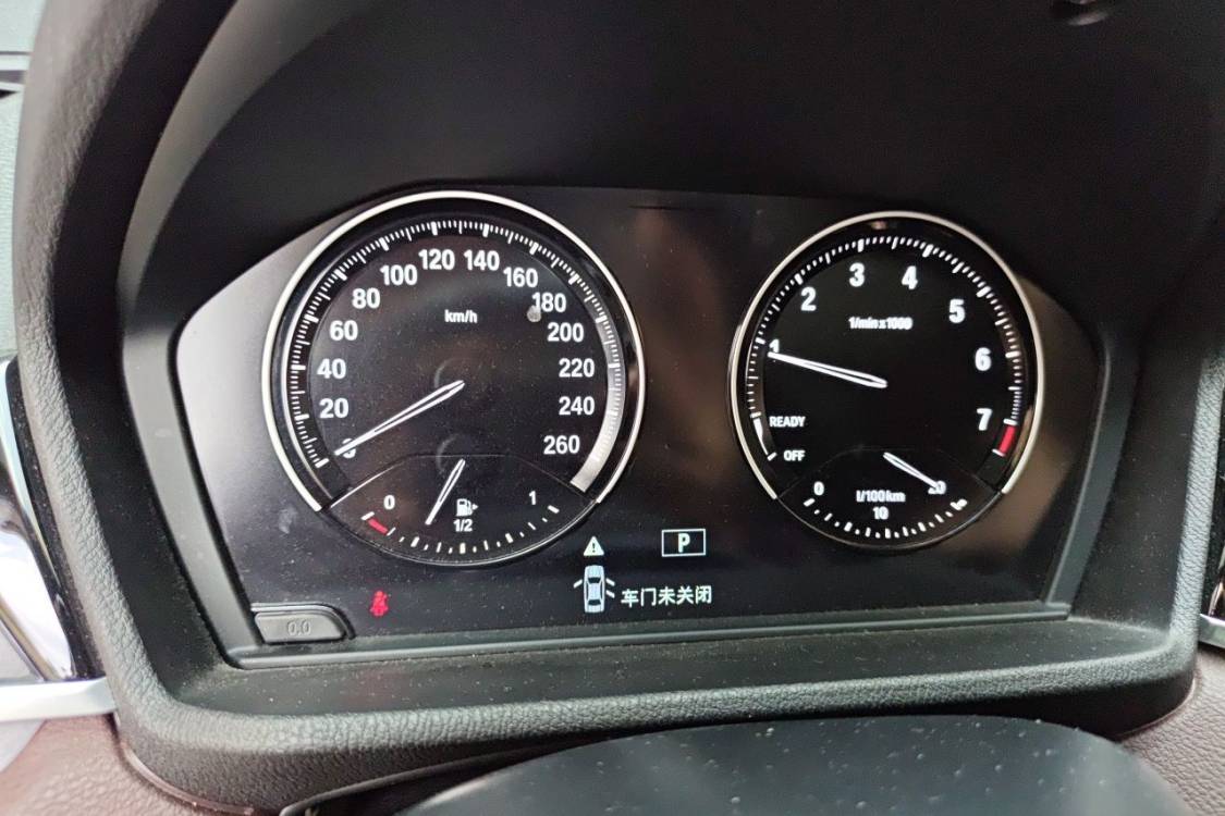 BMW X1 2020 car image #24