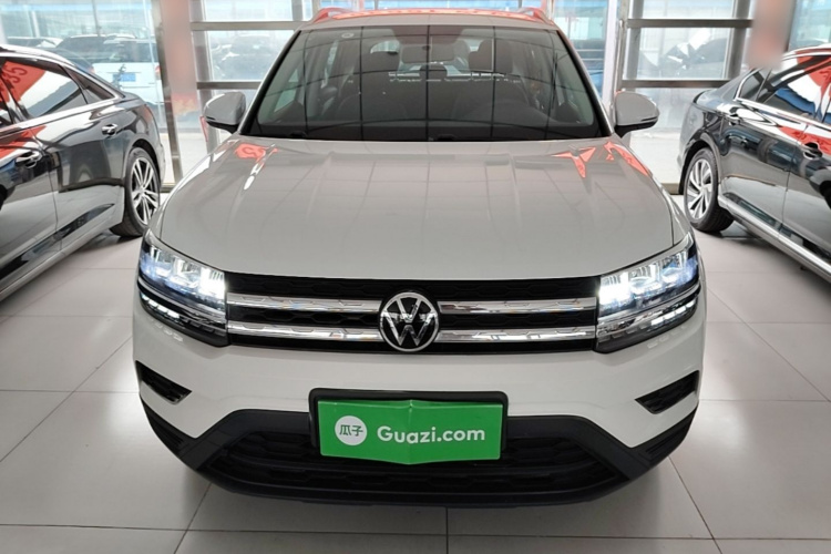 Volkswagen Tharu 2021 car image #3