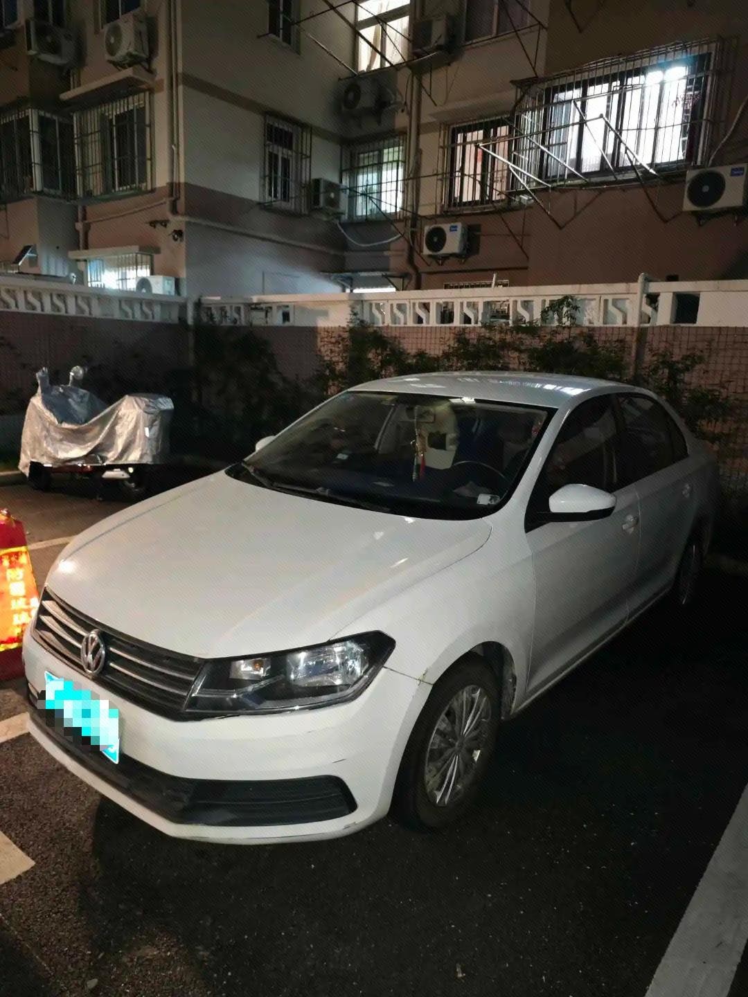 Volkswagen Santana 2017 car image 