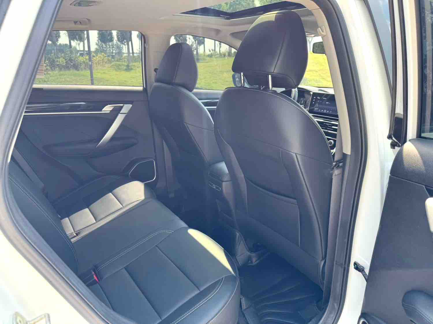 GEELY Coolray 2025 #13 GEELY Coolray 2025 car image #13