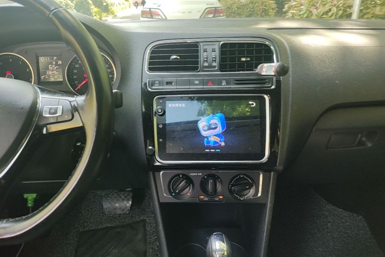 Volkswagen Polo 2018 #17 Volkswagen Polo 2018 car image #17