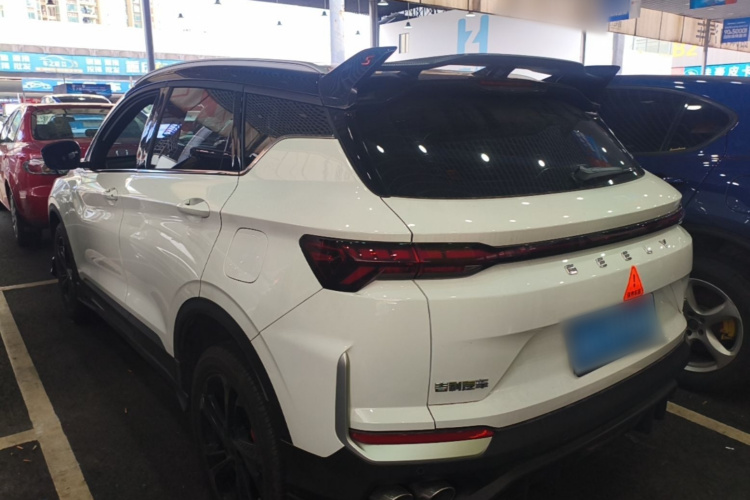 GEELY Coolray 2026 car image #5