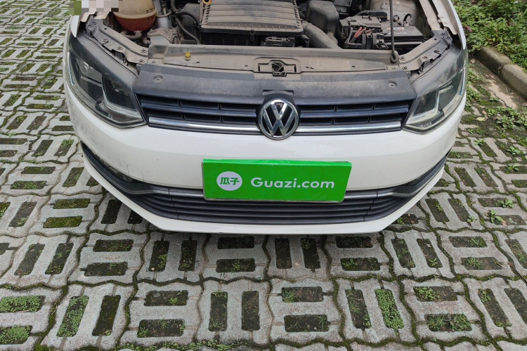 Volkswagen Polo 2015 #18 Volkswagen Polo 2015 car image #18