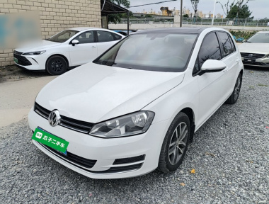 Volkswagen Golf 2016 Volkswagen Golf 2016 immagine di auto