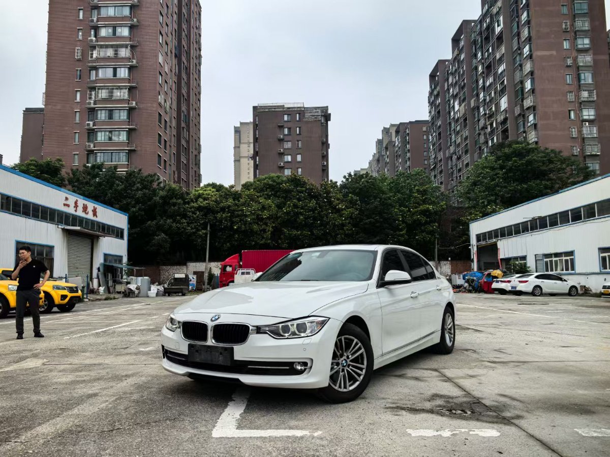 BMW 3 Series 2014 car image 