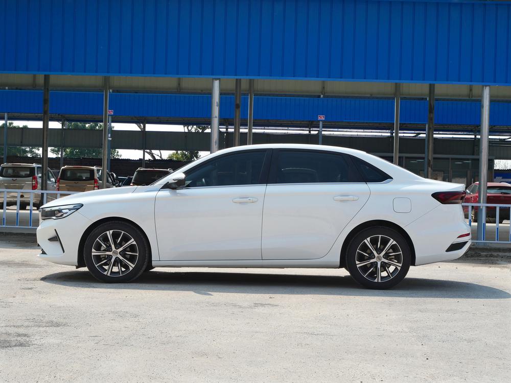 GEELY Emgrand 2021 #4 GEELY Emgrand 2021 car image #4