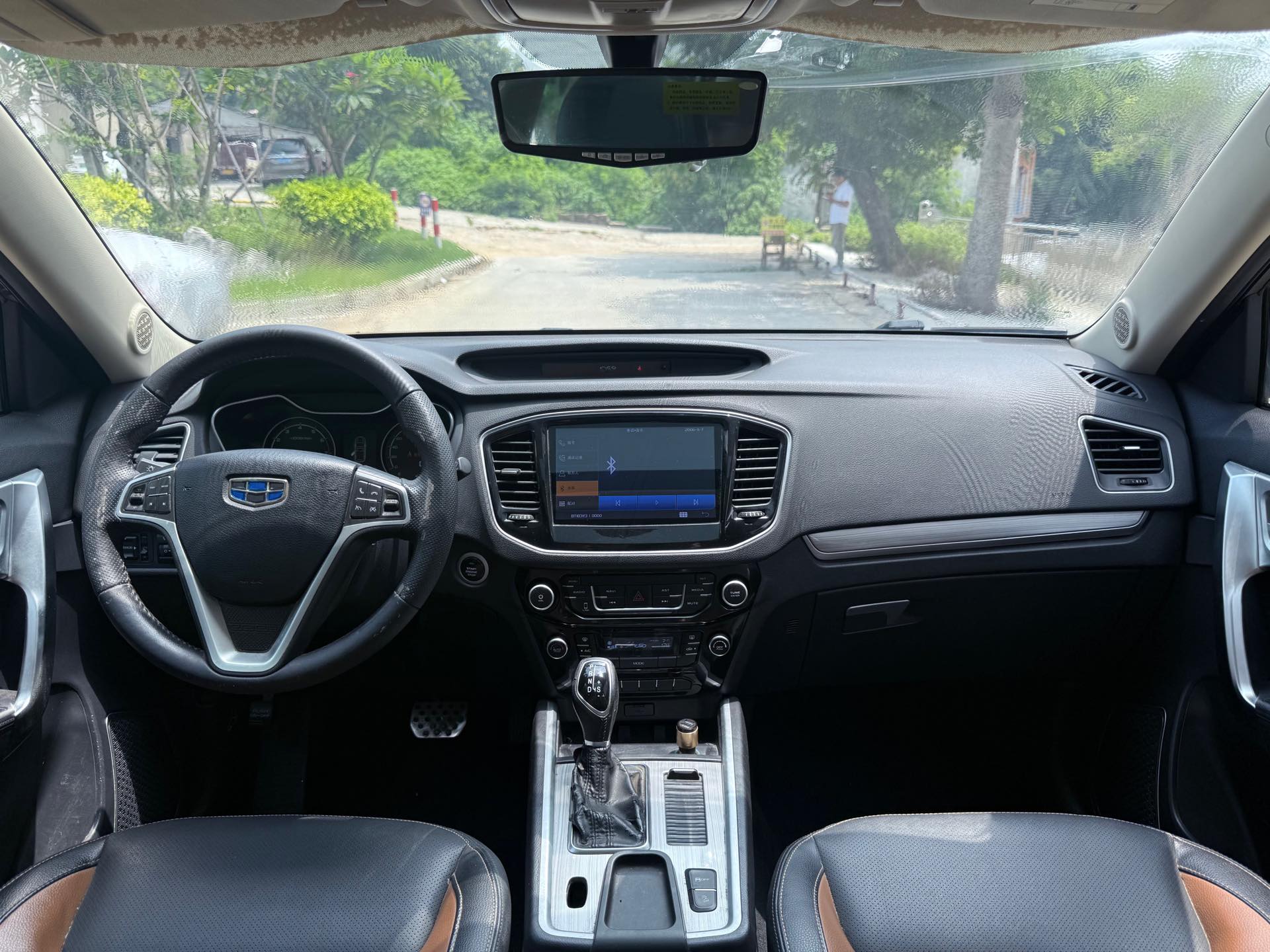 GEELY Vision X6 2017 car image #8