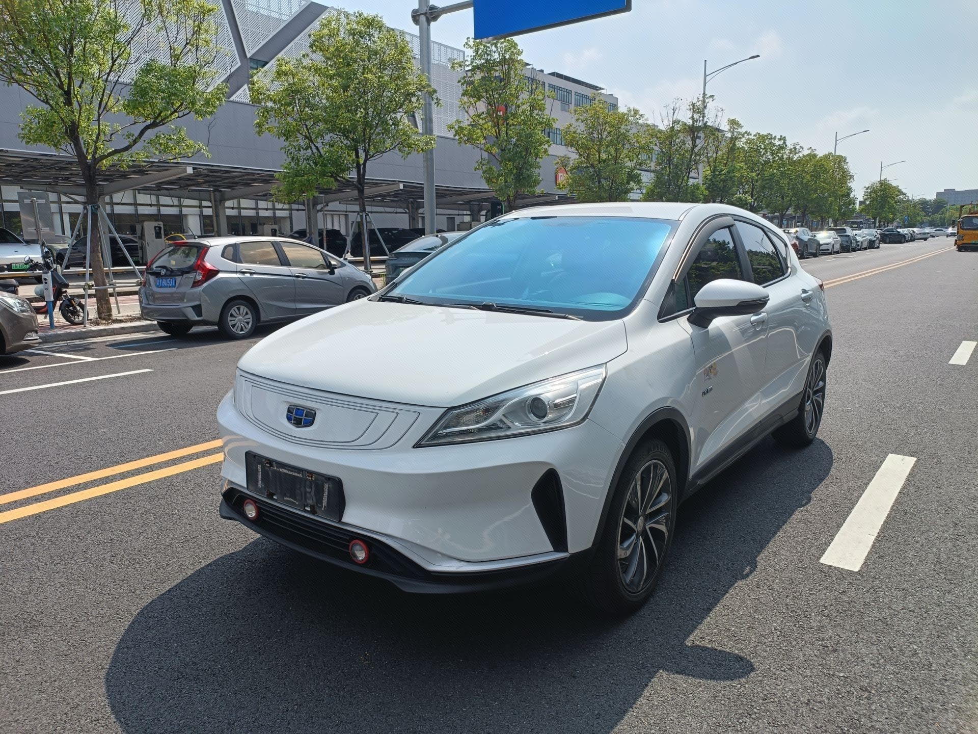 2018 2018 car image