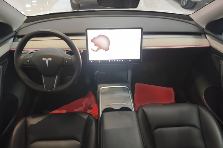 Tesla Model Y 2023 car image #10
