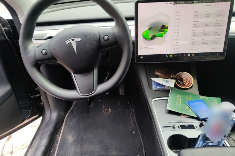 Tesla Model Y 2024 #15 Tesla Model Y 2024 car image #15