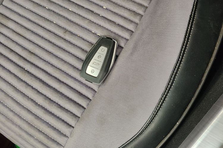 GEELY Emgrand GS 2020 car image #9