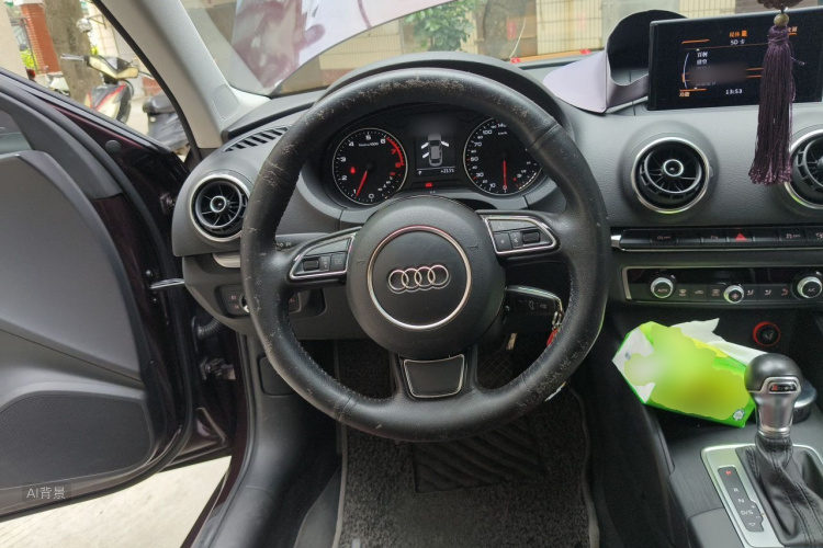 Audi A3 2015 car image #12