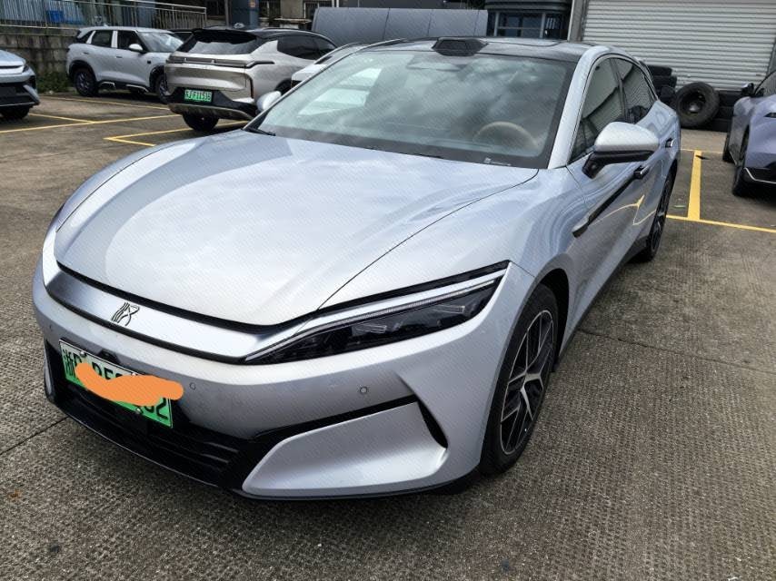 BYD HanL 2025 BYD HanL 2025 car image