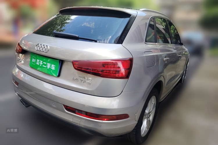 Audi Q3 2017 car image #7