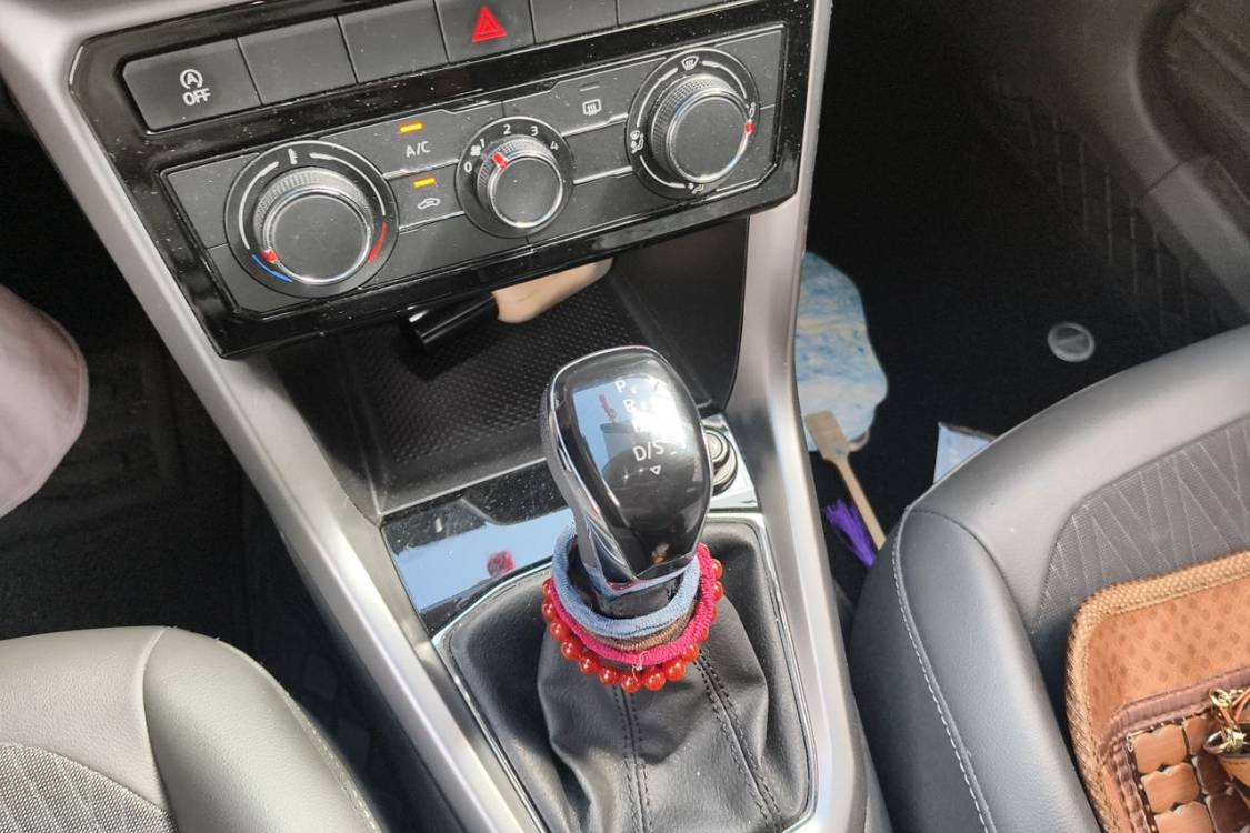 Volkswagen T-Cross 2019 car image #27